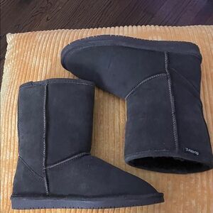 BearPaw Charcoal Suede Boots